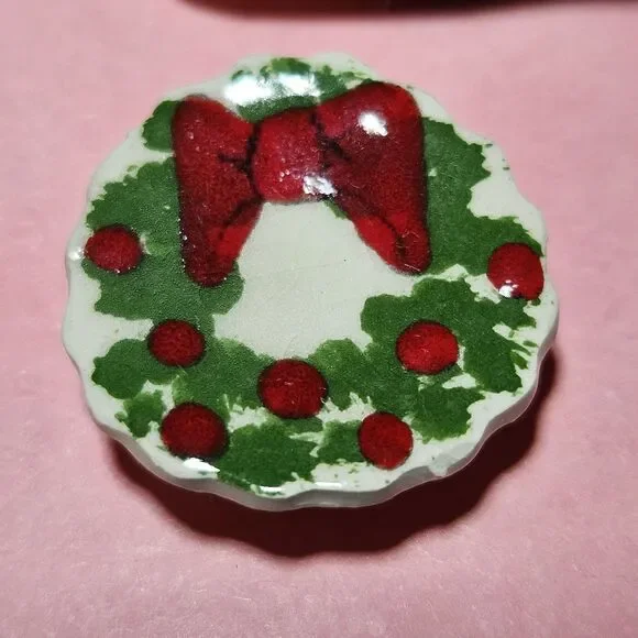 Chessie & Me Vintage Ceramic Holiday Button Covers - Picture 3 of 16